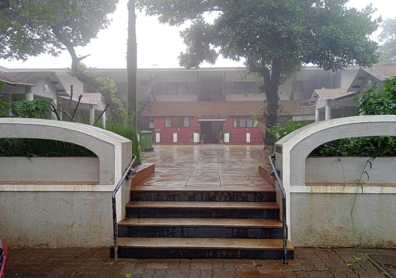 Del Hotel Mahabaleshwar Exterior photo